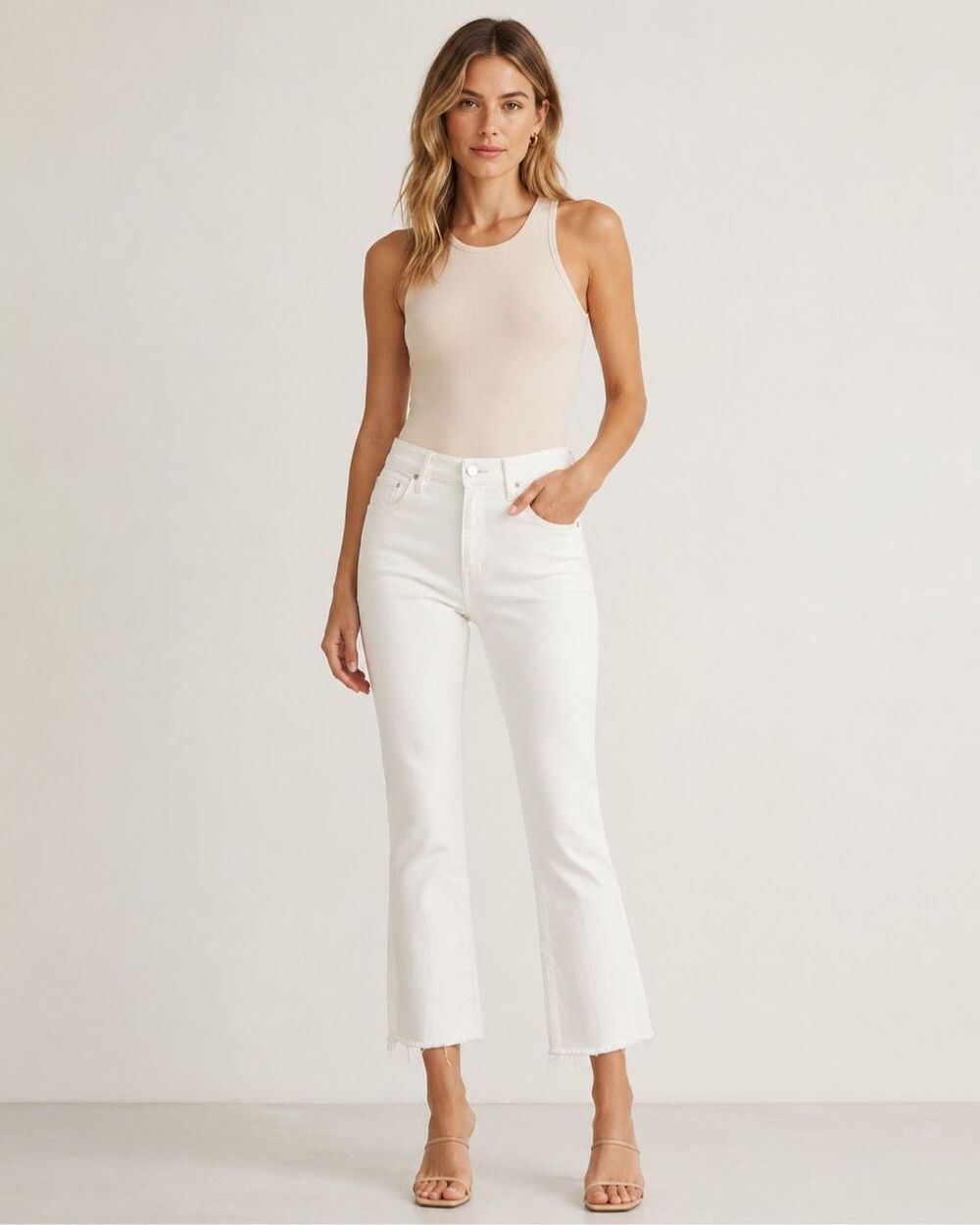 MOTHER The Hustler Ankle Fray Jeans Size 28 White High Rise Raw Hem Flare #1400